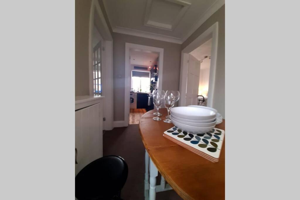 Unique 2 Bedroom Apartment In The Ideal Location Blackpool Luaran gambar
